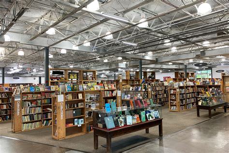 does half price books pay well for books? Does it also reflect the importance of digital literacy?